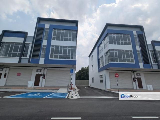 Shop for rent in Bukit Ledang, Johor