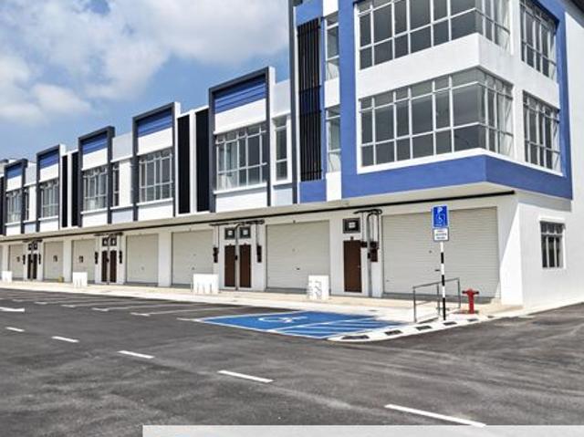 Shop for rent in Bukit Ledang, Johor