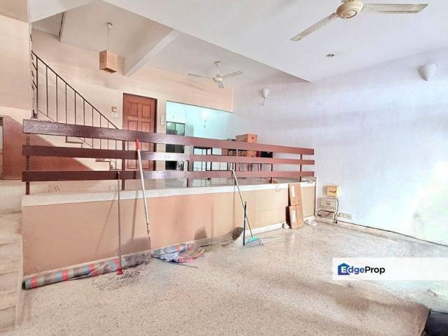 House for sale in Country Heights Damansara, Kuala Lumpur