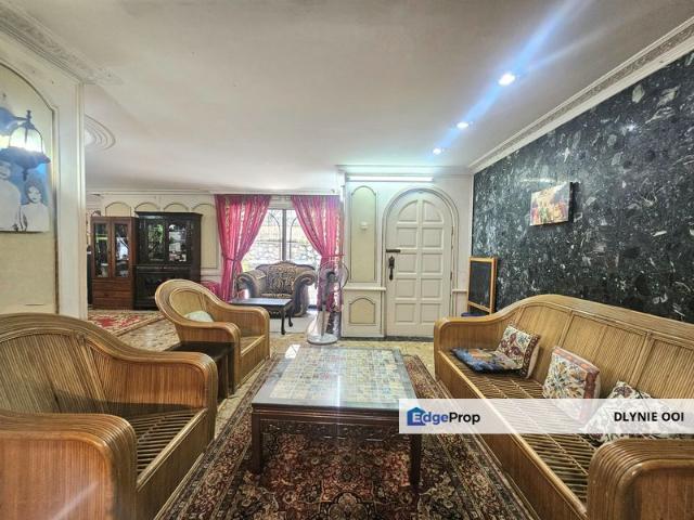 House for sale in Country Heights Damansara, Kuala Lumpur