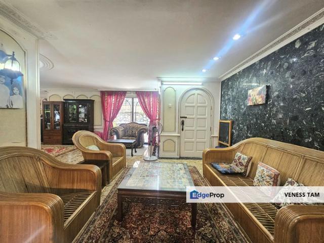 House for sale in Country Heights Damansara, Kuala Lumpur
