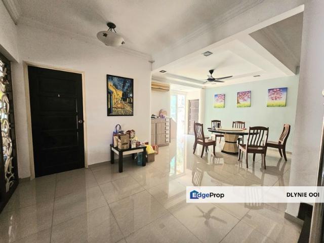 House for sale in Country Heights Damansara, Kuala Lumpur