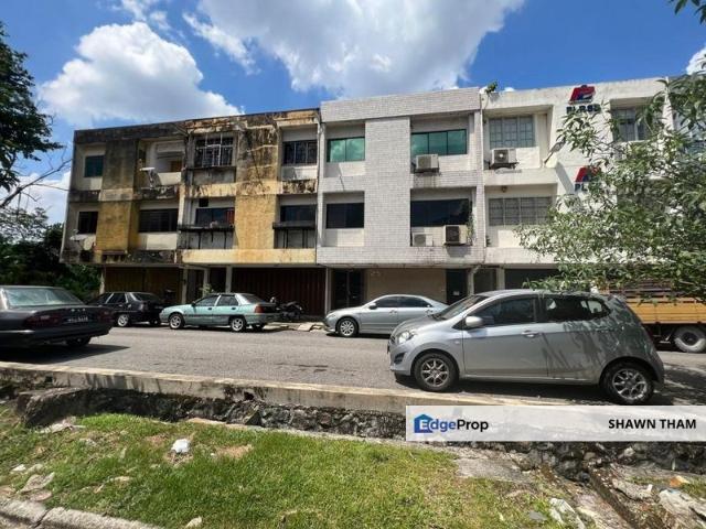 Shop for rent in Country Heights Damansara, Kuala Lumpur