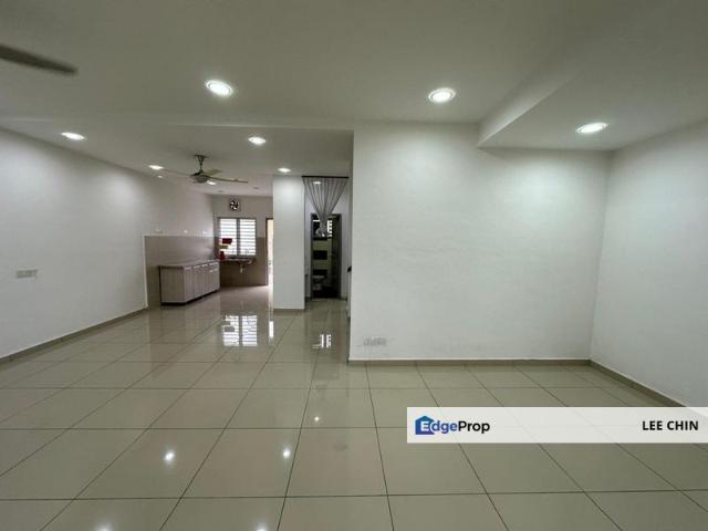 House for rent in Taman Putri Kulai, Kulai