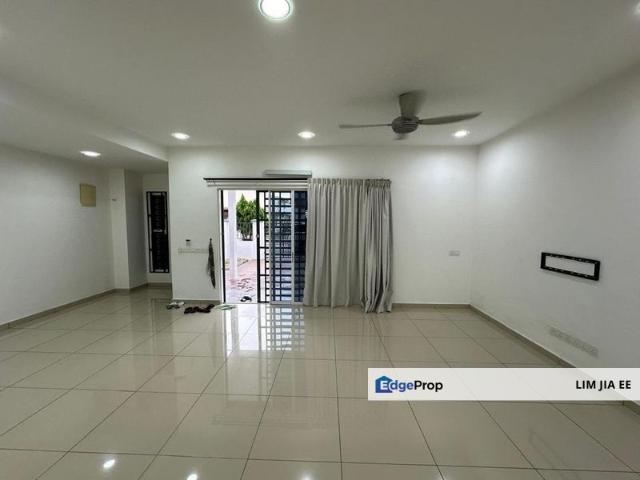 House for rent in Taman Putri Kulai, Kulai