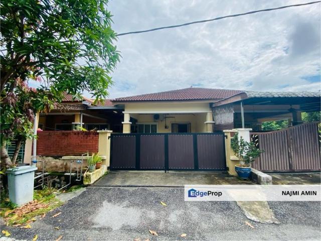 House for sale in Kajang, Langat
