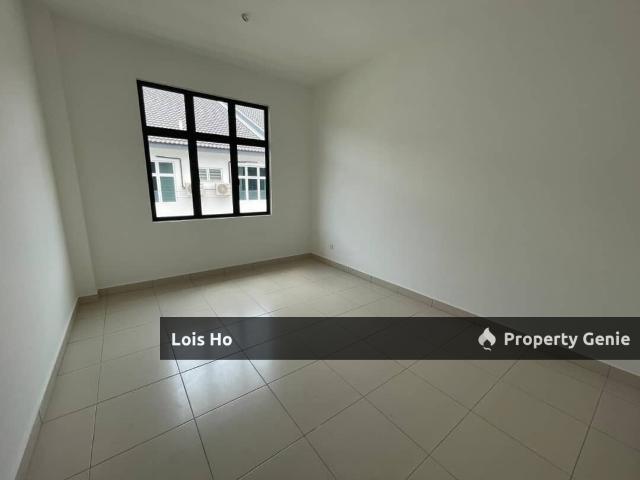 Residential House for sale in Malaka