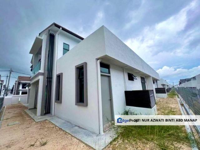 House for sale in Malaka