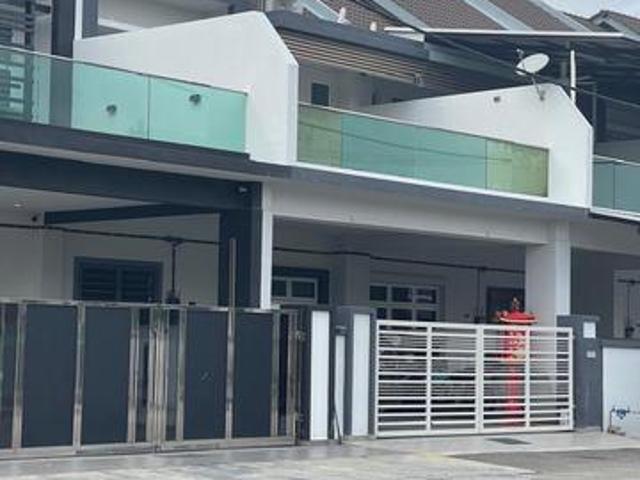 Terraced House for rent in Malaka