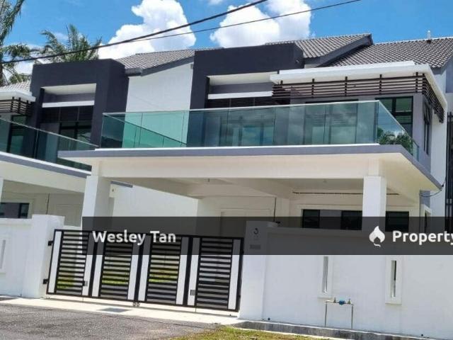 Residential House for sale in Malaka