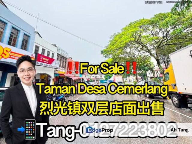 Shop for sale in Johor