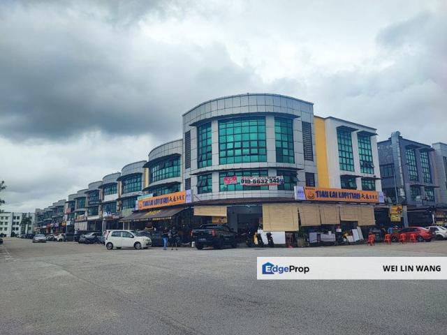 Shop for sale in Johor