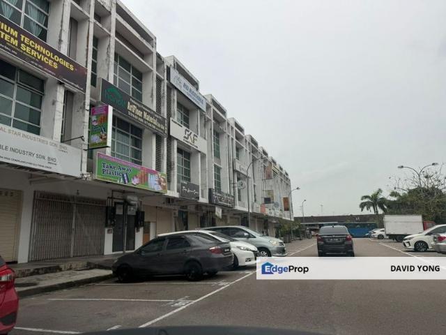 Shop for sale in Johor