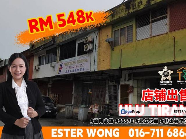 Shop for sale in Johor
