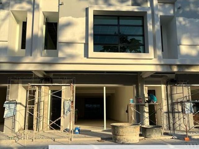 Shop for rent in Johor