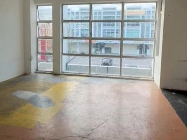 Shop for rent in Johor