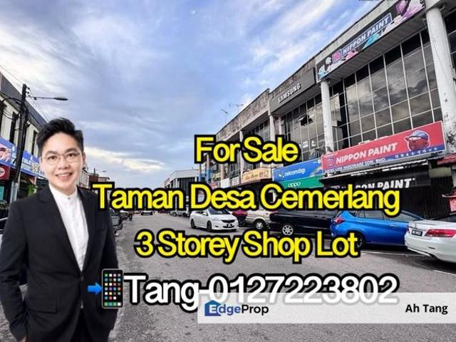Shop for sale in Ulu Tiram, Johor Bahru