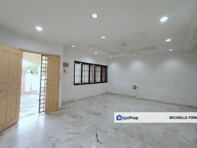 House for sale in Taman Desa Cemerlang, Johor Bahru