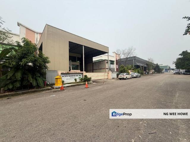 Warehouse for rent in Ulu Tiram, Johor Bahru
