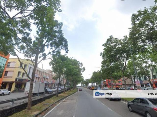 Shop for sale in Ulu Tiram, Johor Bahru