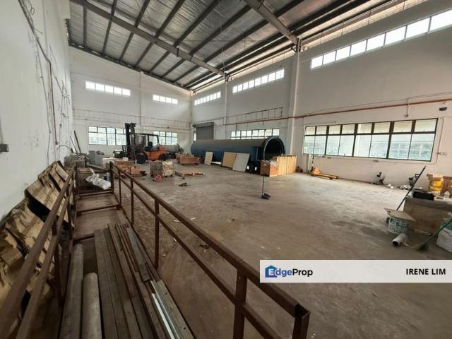 Warehouse for rent in Ulu Tiram, Johor Bahru