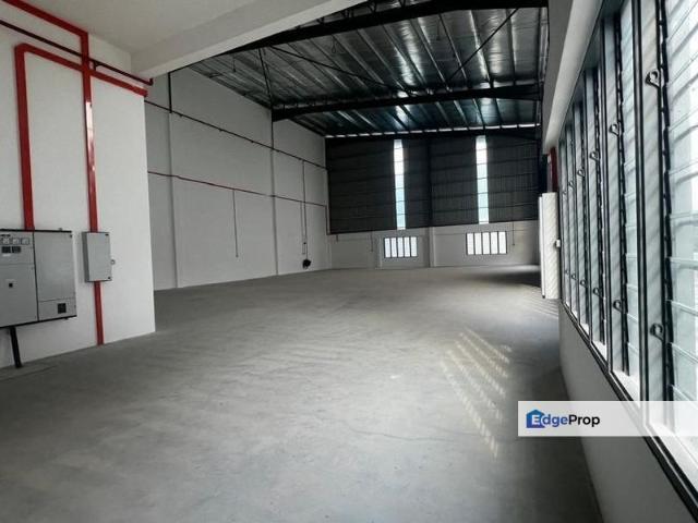Warehouse for rent in Ulu Tiram, Johor Bahru