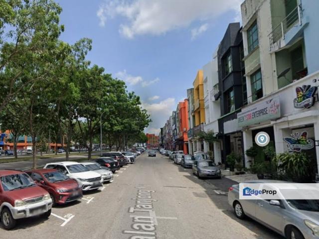 Shop for sale in Ulu Tiram, Johor Bahru