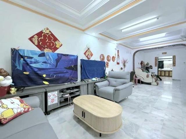 Terraced House for sale in Ulu Tiram, Johor