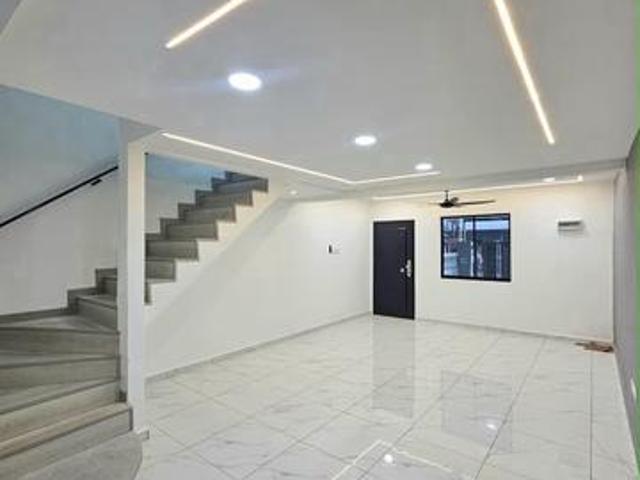 Terraced House for sale in Ulu Tiram, Johor