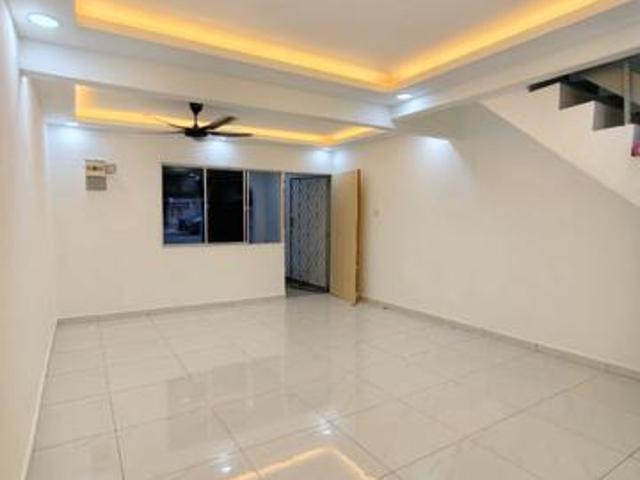 Terraced House for sale in Ulu Tiram, Johor