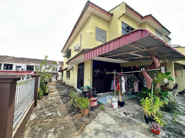 Terraced House for sale in Ulu Tiram, Johor