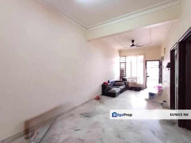 House for sale in Ulu Tiram, Johor