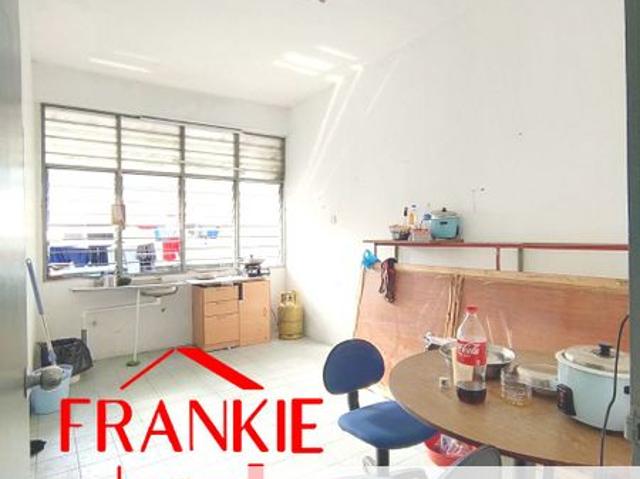 Shop for sale in Wellesley, Penang