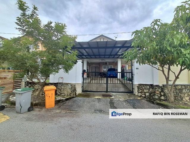 House for sale in Sendayan Village, Negeri Sembilan