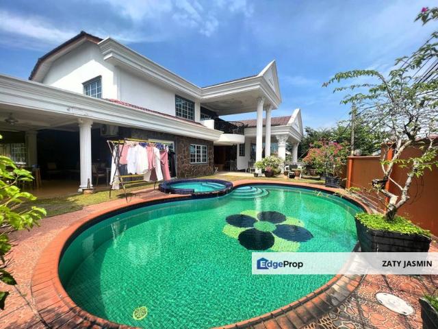 House for sale in Country Heights Damansara, Kuala Lumpur