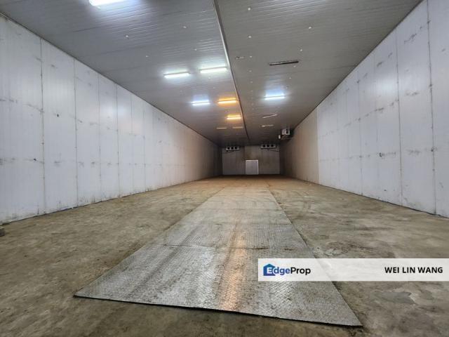 Warehouse for rent in Senai, Kulai