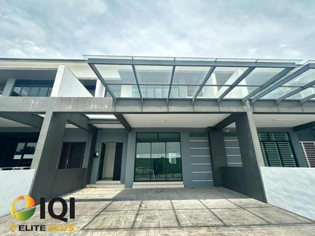 Terraced House for sale in Wellesley, Penang