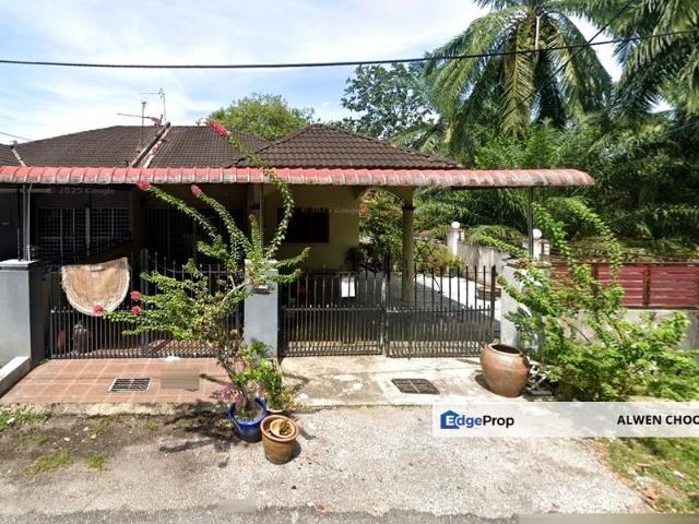 House for sale in Bagan Datuk