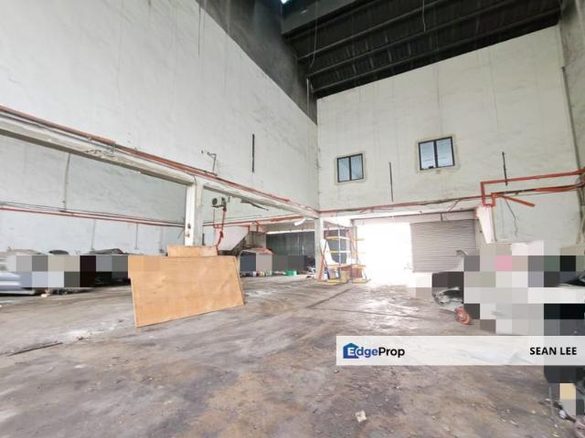Warehouse for rent in Desa Jaya, Johor Bahru