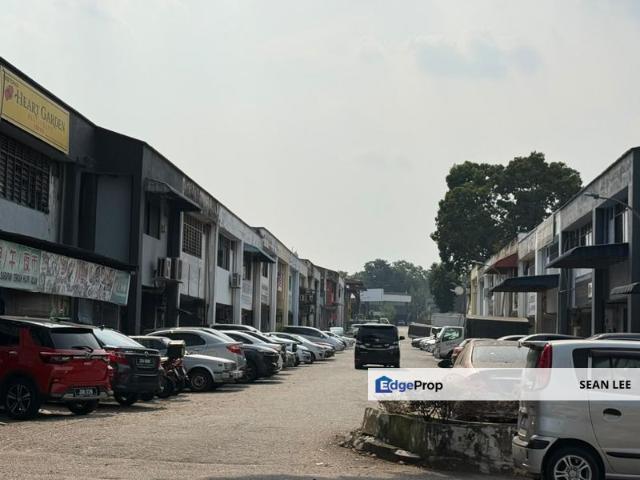 Warehouse for sale in Johor