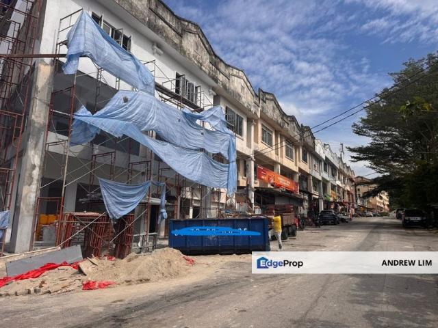 Shop for rent in Kajang, Langat