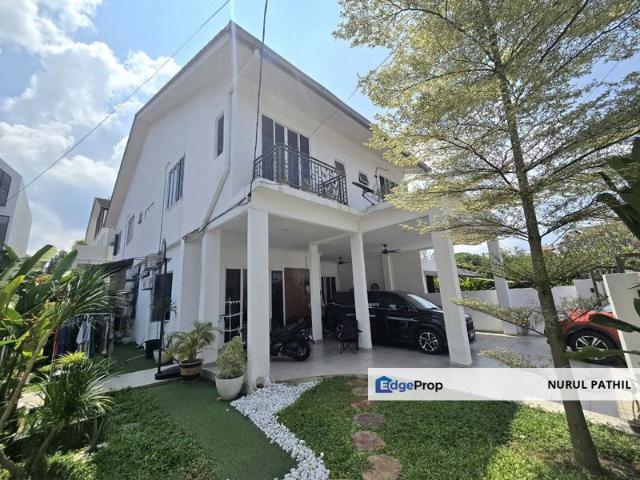 House for sale in Country Heights Damansara, Kuala Lumpur