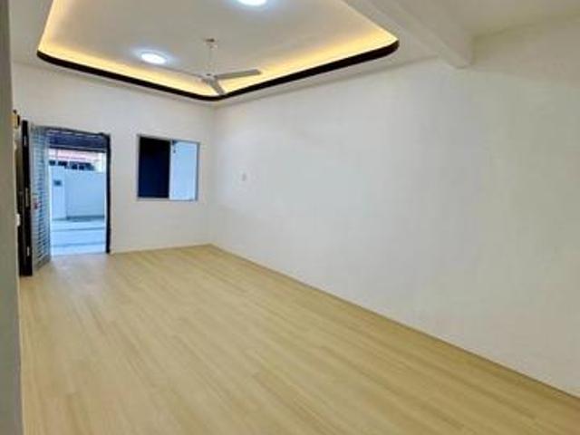 Terraced House for sale in Kluang