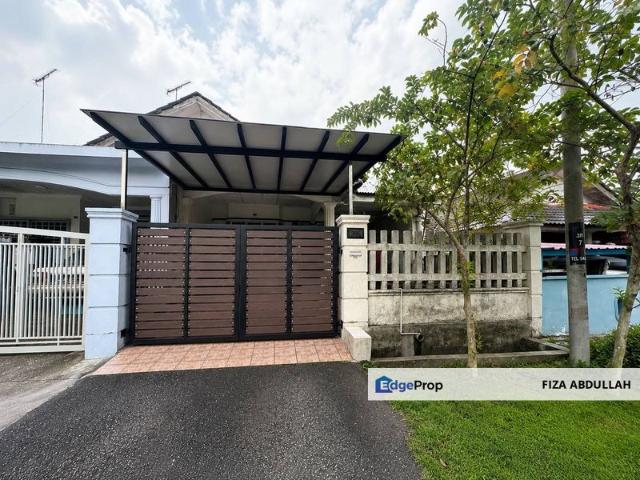 House for sale in Taman Desa, Kulai