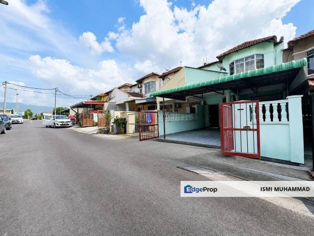 House for sale in Sendayan Village, Negeri Sembilan