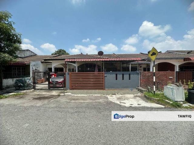 House for sale in Kajang, Langat
