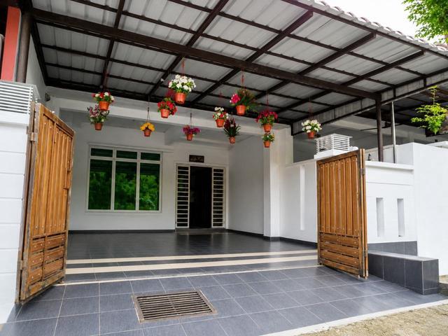 Terraced House for sale in Sendayan Village, Negeri Sembilan