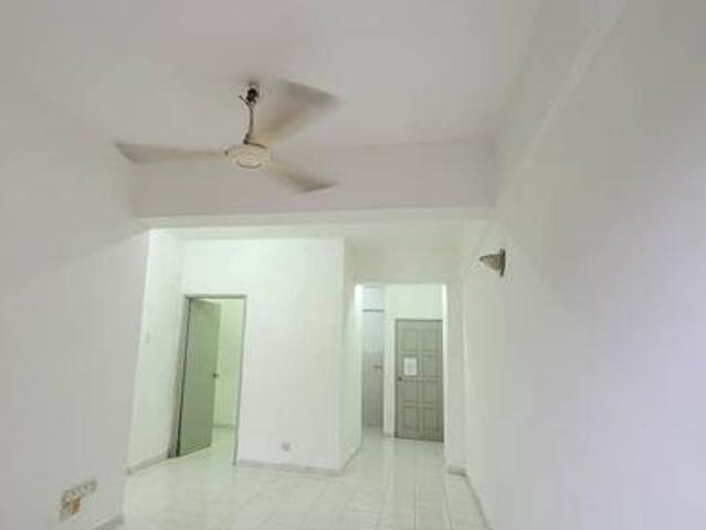 Condominium for sale in Mukim 13, Georgetown