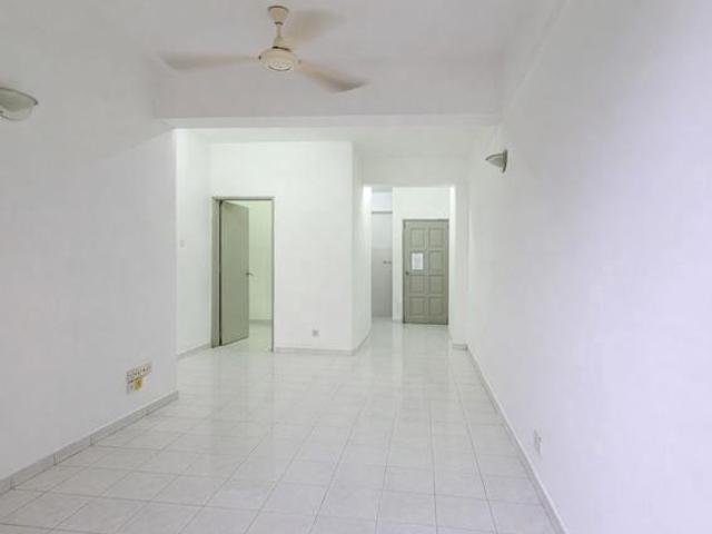 Apartment for sale in Mukim 13, Georgetown