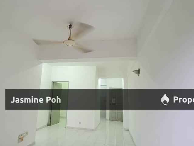 Apartment for sale in Mukim 13, Georgetown